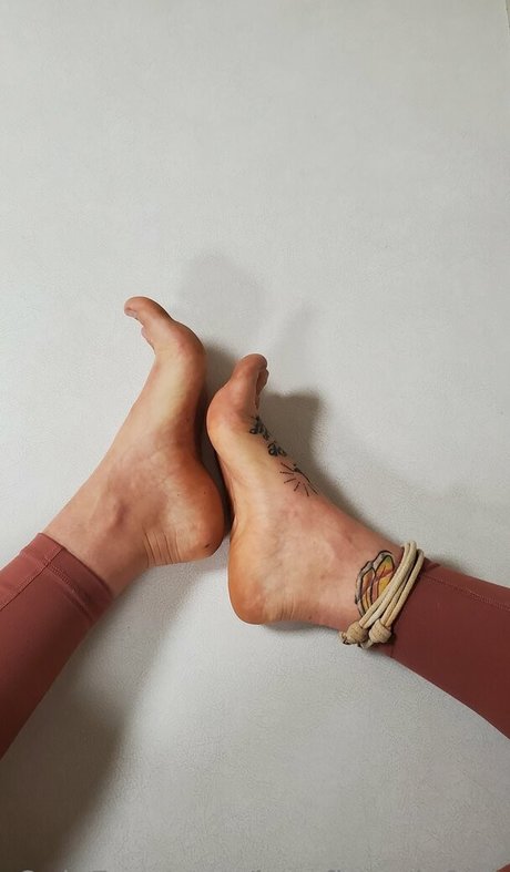 lovefiercelyfeet xxx pornstar pics