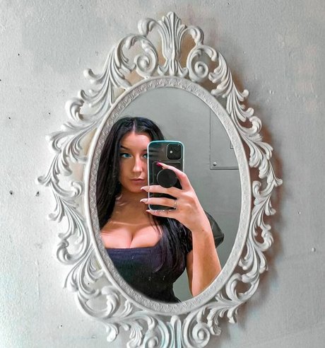 girl on girl onlyfans sexy naked image