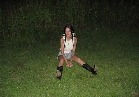 milf strip onlyfans erotic gallery