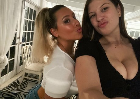 Alana Z exclusive model photos