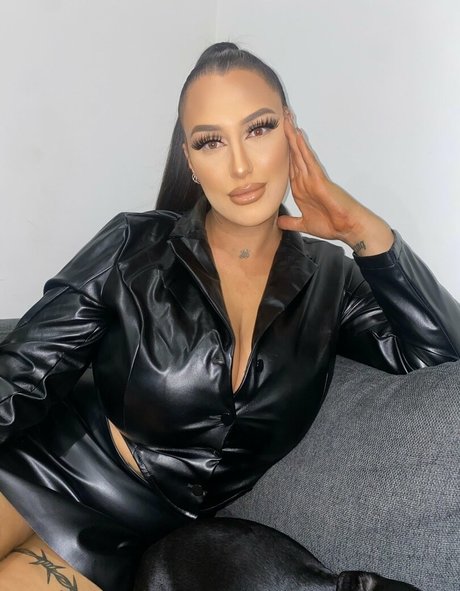 lightskin onlyfans nudes img