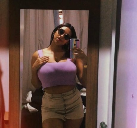 curvy kitty onlyfans sexy nude photos