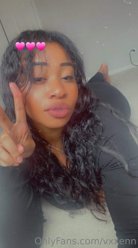 vxxenn model nudes photo