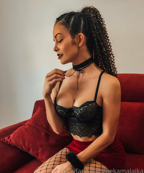 sucking tits onlyfans beautiful gallery