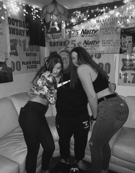 Hannah V hd model pics