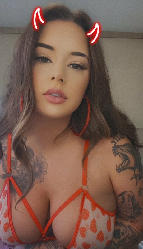 midwesterndani top star photo