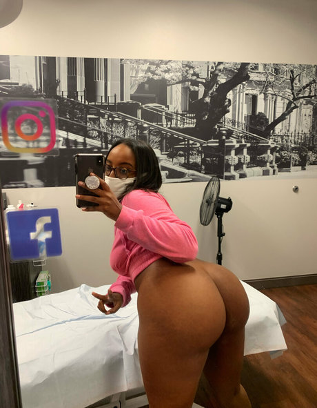 missusblu exclusive star pictures