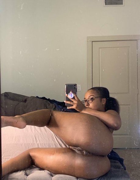 missusblu model porn pictures