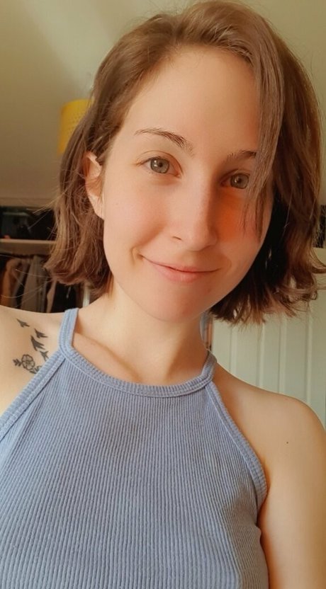 Aleenaxlaced hot actress photo