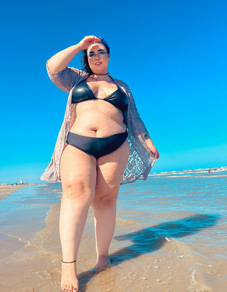 big dick shemale onlyfans erotic photo