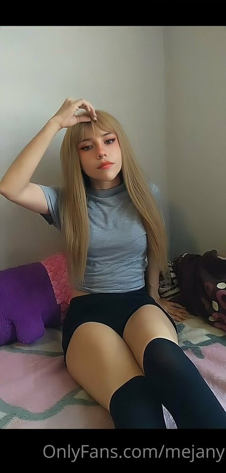 mejany model sexy galleries