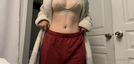 kitsy vixen naked pornstar image