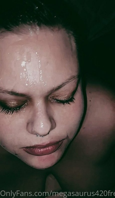 megasaurus420xofree pornstar adult pics