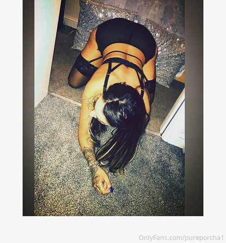 hotnaughtygirlfriend1 star sexy galleries