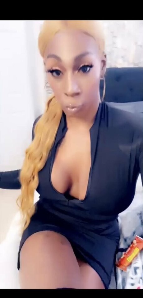 female popular onlyfans pretty galleries