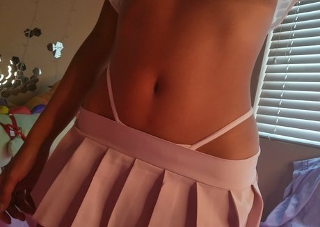 eeebydeeeby hot model images