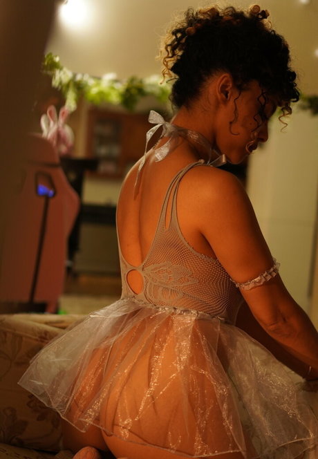 Jul of the nile perfect model photos