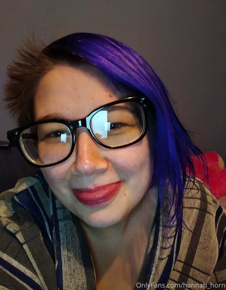 hannah horn model adult pictures