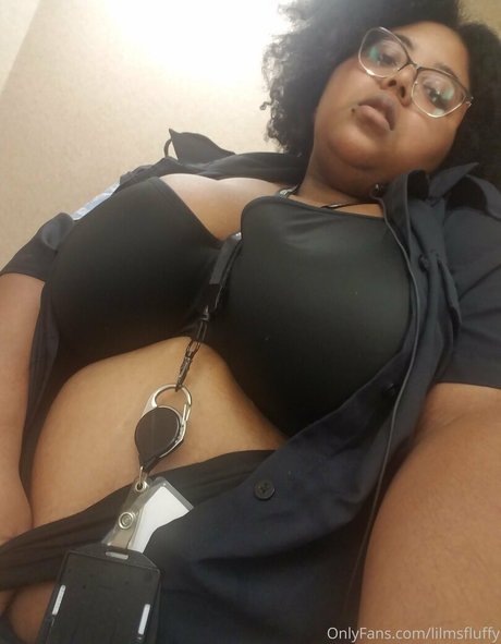 lilmsfluffy naked pornstar picture