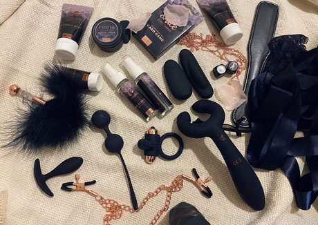 albayey naked pornstar pics