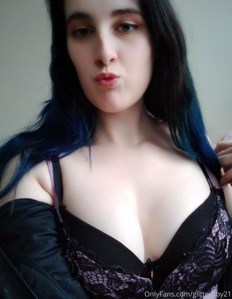 glitterbby21 erotic pornstar image