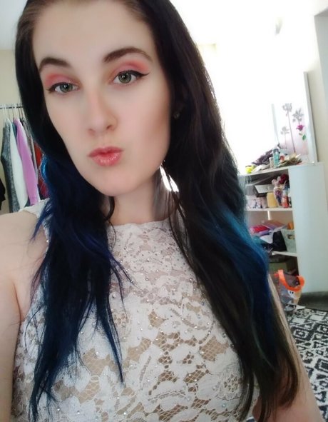 glitterbby21 nudes star pictures