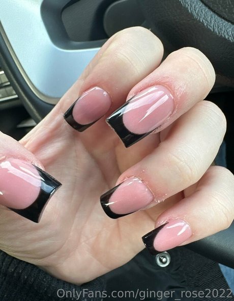 ginger rose2022 model art gallery