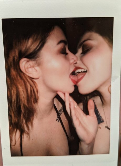 milf strip onlyfans free nude pic