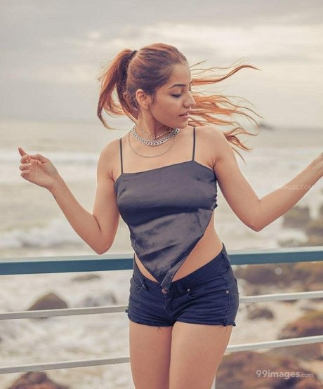 Simran Kaur Hundal pornstar sex pictures