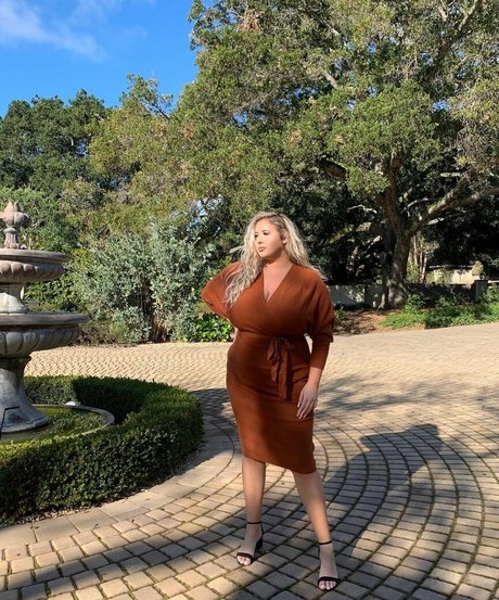 Lo Sangstaaa pornographic actress images