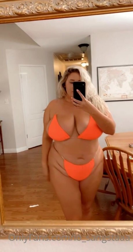 Lo Sangstaaa nude model pics