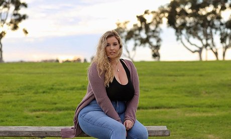 female popular onlyfans beautiful xxx pictures