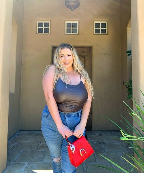 natural redhead onlyfans erotic image