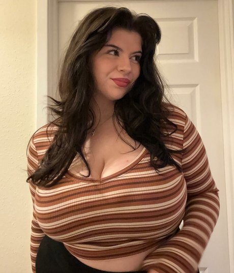 ladle tsunade Profile