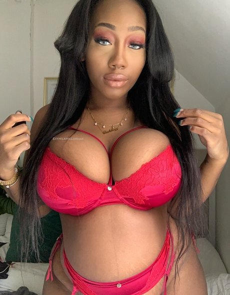 effyflamelondon star hot images