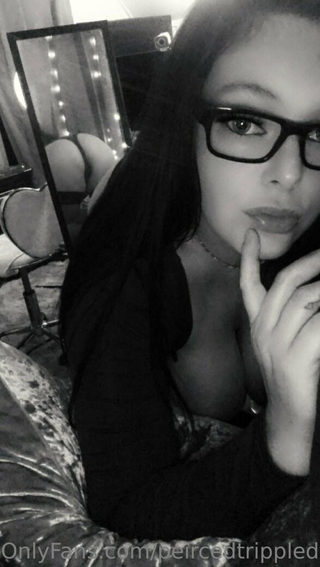 peircedtrippledfree model exclusive photo