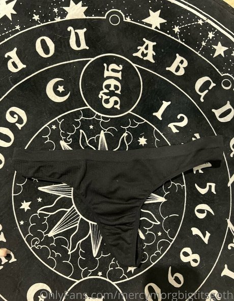 stepdaughter onlyfans free sexy pic