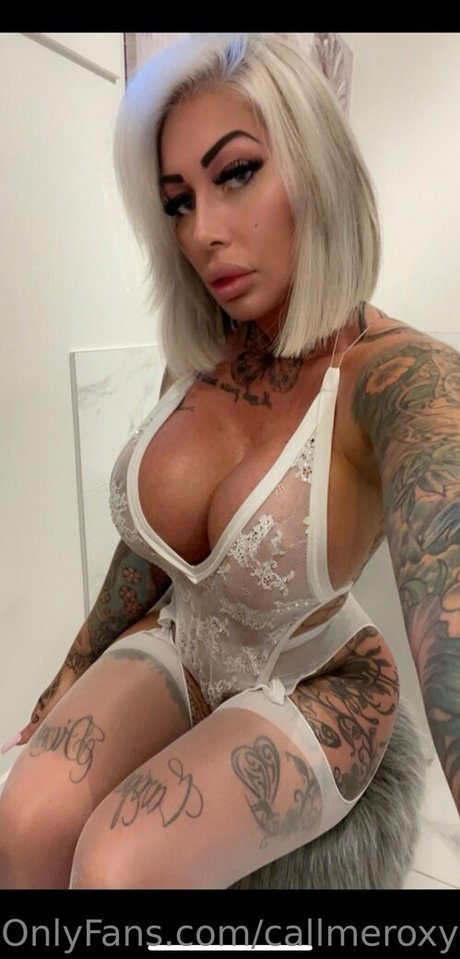 callmeroxyfree star sex picture