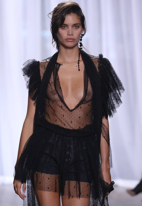 petite skinny onlyfans free sex images