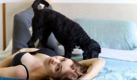 Eliza Taylor star pics