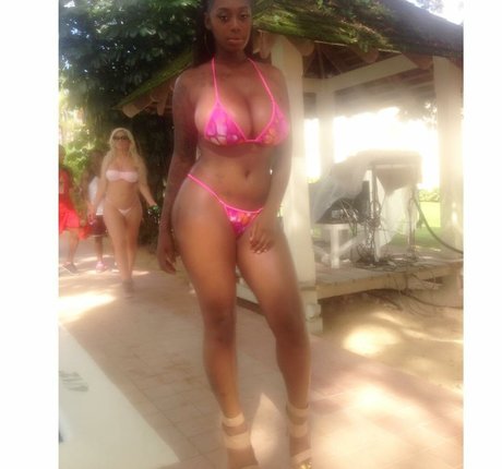 NonnieBaby model adult photos