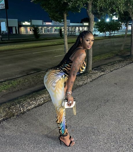 NonnieBaby star porn images