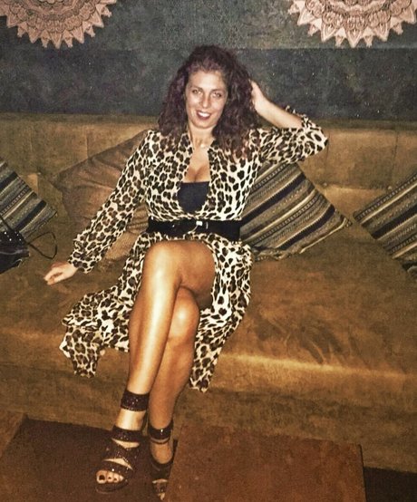 Betty LaRouge exclusive model img