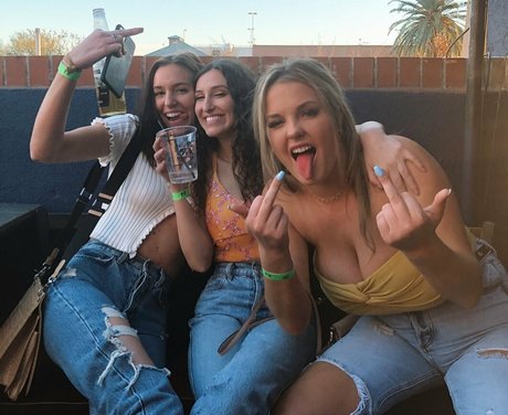 famous nude onlyfans erotic pictures