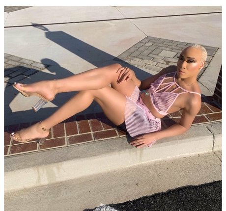 darirose free actress pictures