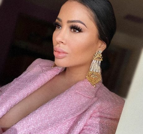 monicasuarez model erotic img