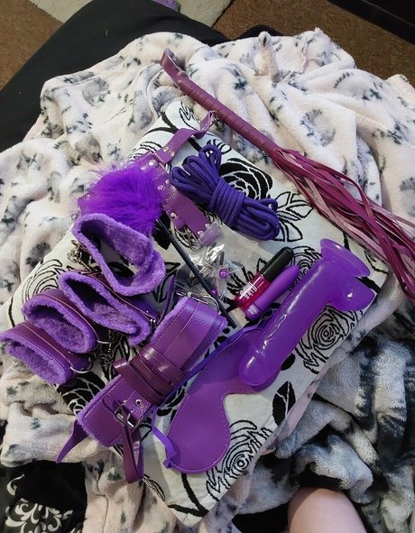 anime onlyfans pretty image