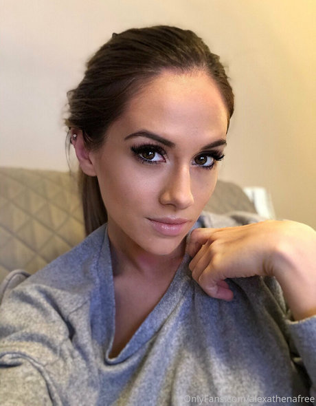 alexathena free hot model pic