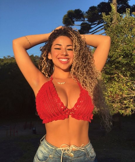 bellatreska star nude image