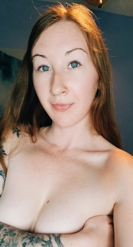 ellierowynfans Images